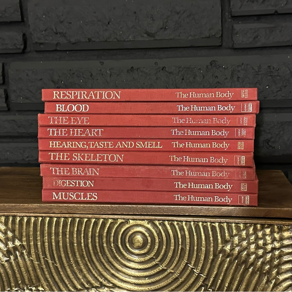 Torstar Books, The Human Body, 9 Volume Set